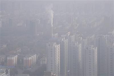 东北华北数十城市遭遇雾霾 专家称不会连成片