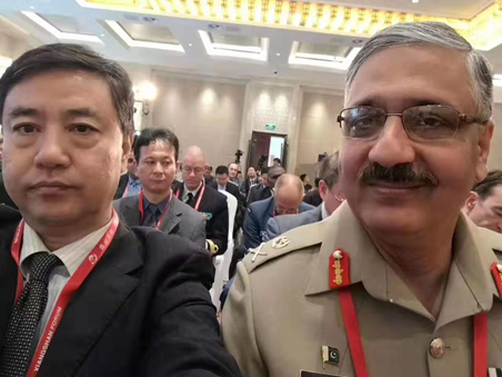 赵刚副理事长与巴基斯坦祖参谋长联席会主席拜登将军会面
