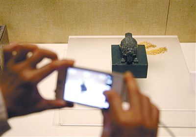 天坛百余藏品展出 六成首次亮相