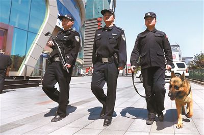 摄影/本报记者