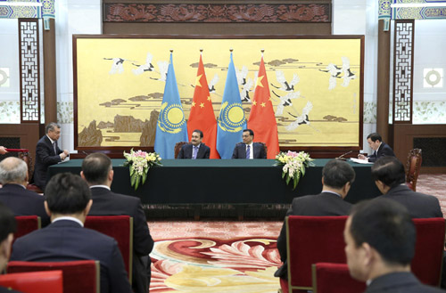 ＂国际产能合作＂:中国总理务实外交＂新名片＂