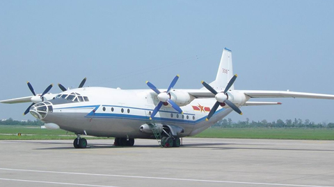 中国建成南海“岛礁空港” 可起降大型运输机(图)