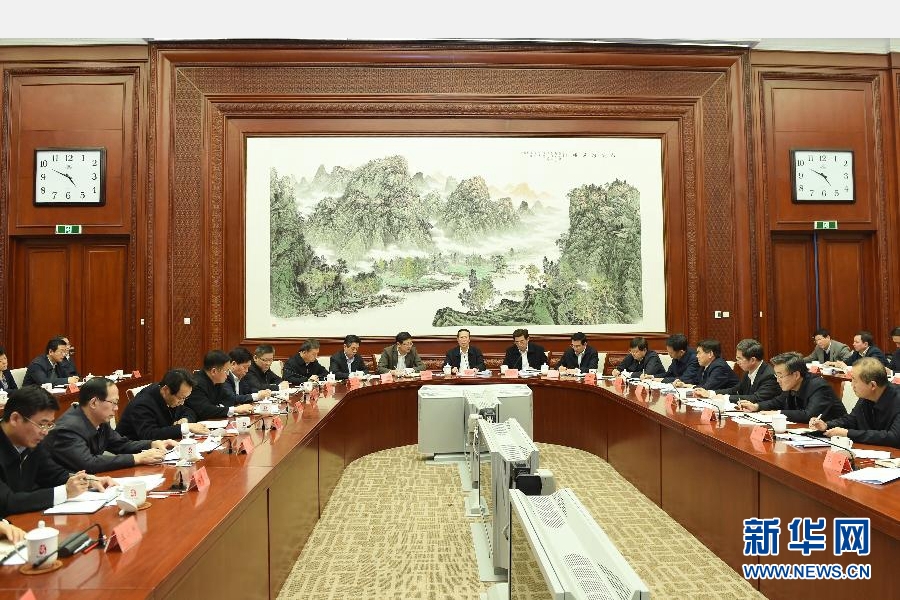 张高丽在北京市调研大气污染防治工作