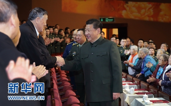 习近平向全军老同志祝贺新春