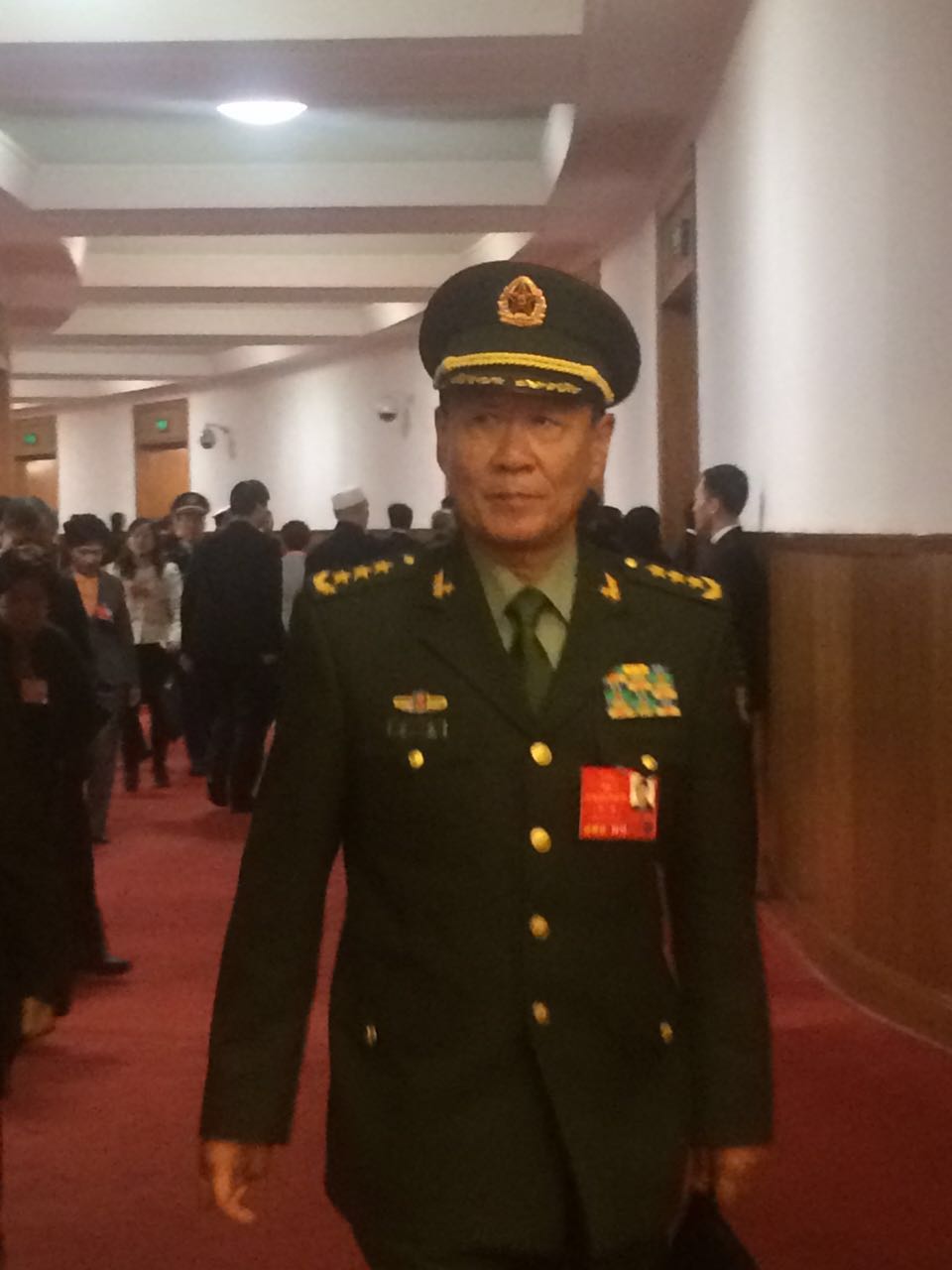 刘源现身两会 被问就职新岗位感受(图)