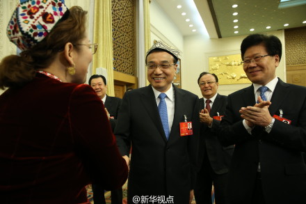 李克强参加新疆代表团审议