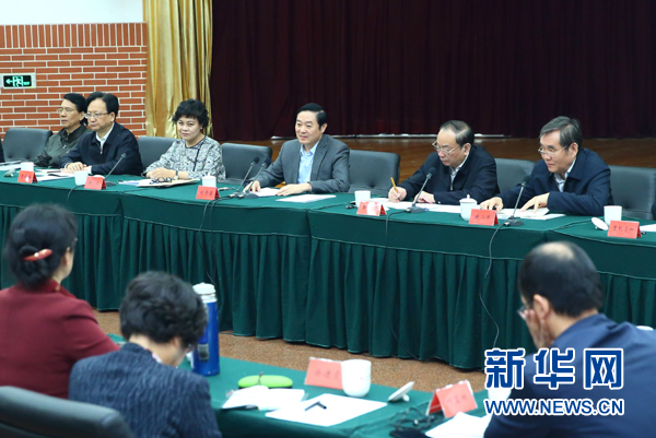 刘奇葆：坚守文学价值 彰显中国精神