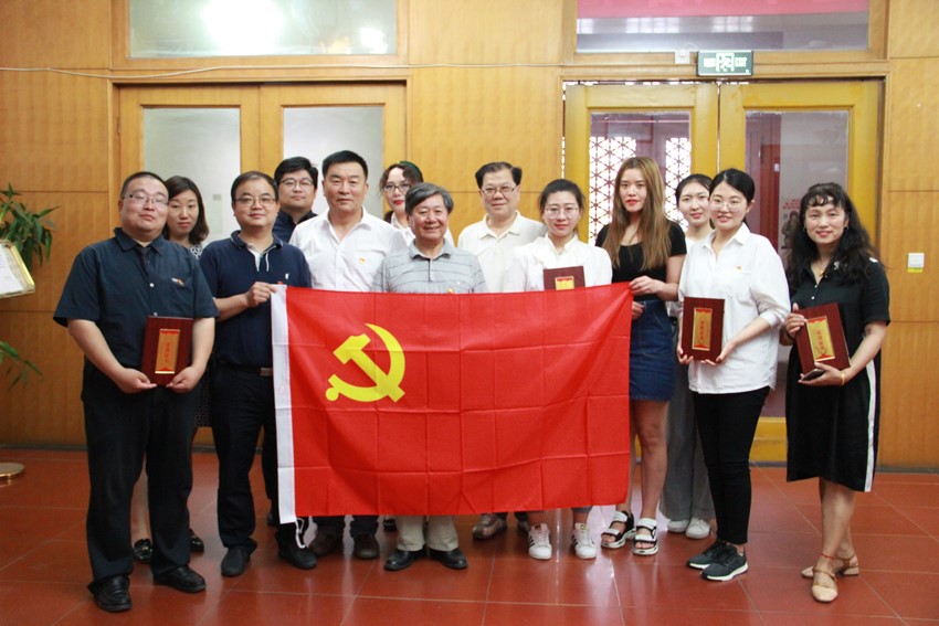 智库第一联合党委“忆初心 展形象 比奉献”演讲比赛成功举办