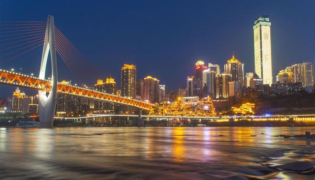 中国第五大经济城市重庆GDP突破23000亿:经济发展势头强劲